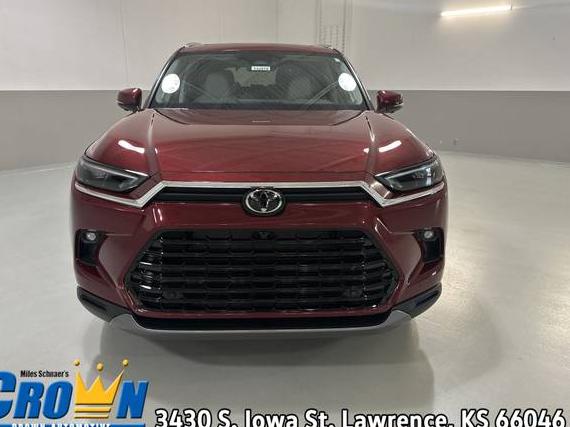 TOYOTA GRAND HIGHLANDER 2025 5TDAAAA55SS029382 image